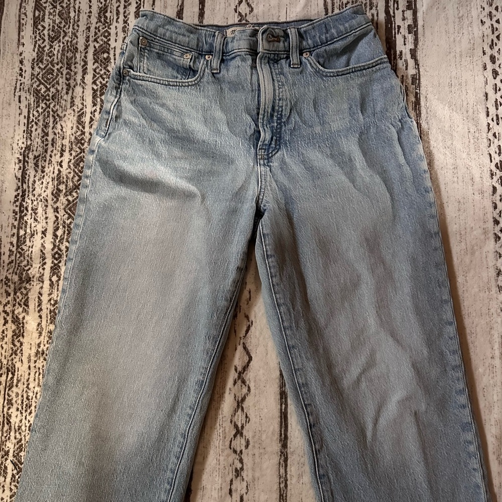 Madewell Women's Light Blue Straight Leg Jeans